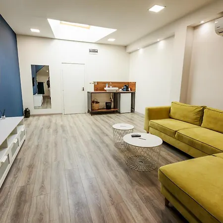 Saffron 招待所 3*