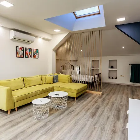 Saffron 招待所 3*